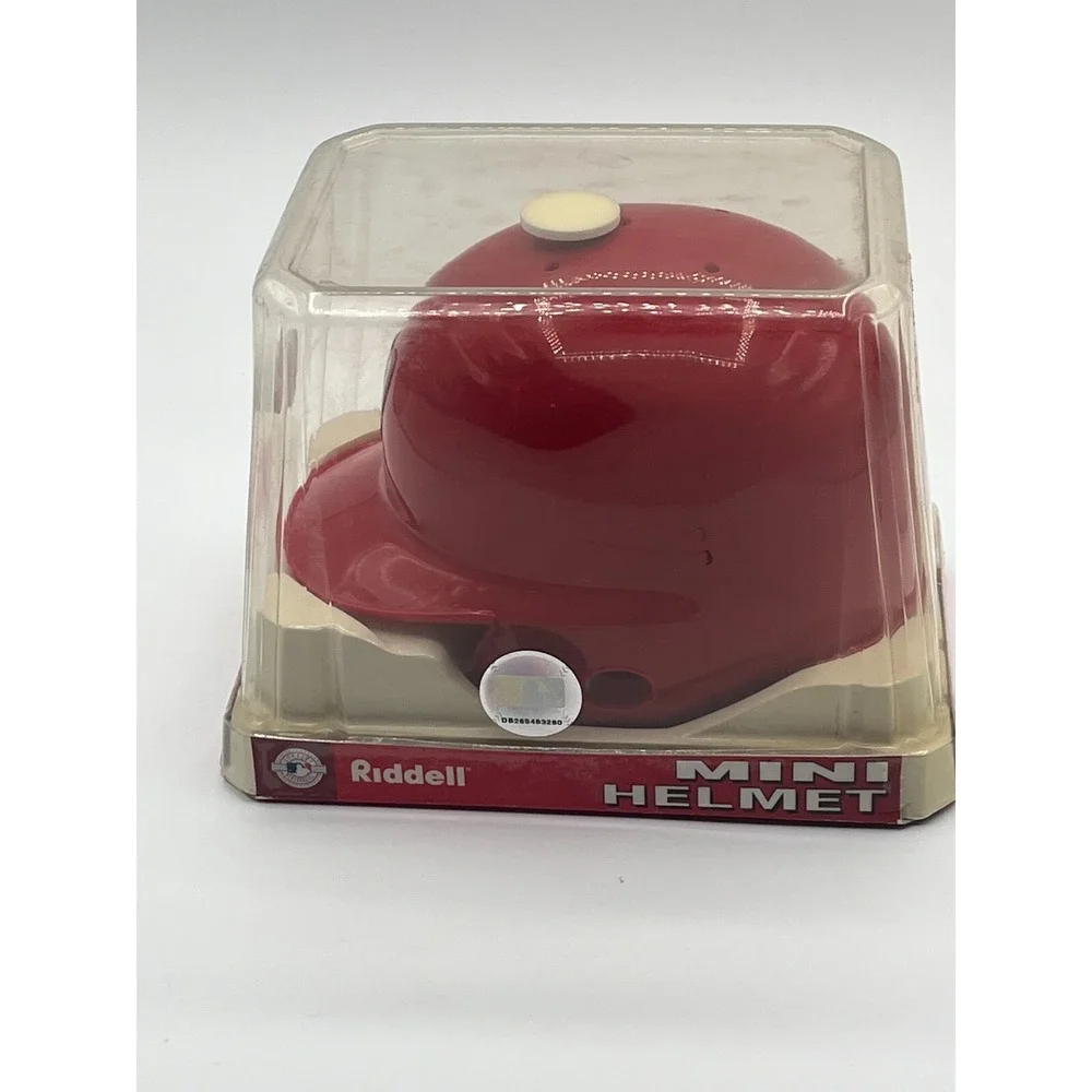 Vintage Washington Nationals 2006 Riddle‎ Mini Helmet with stand